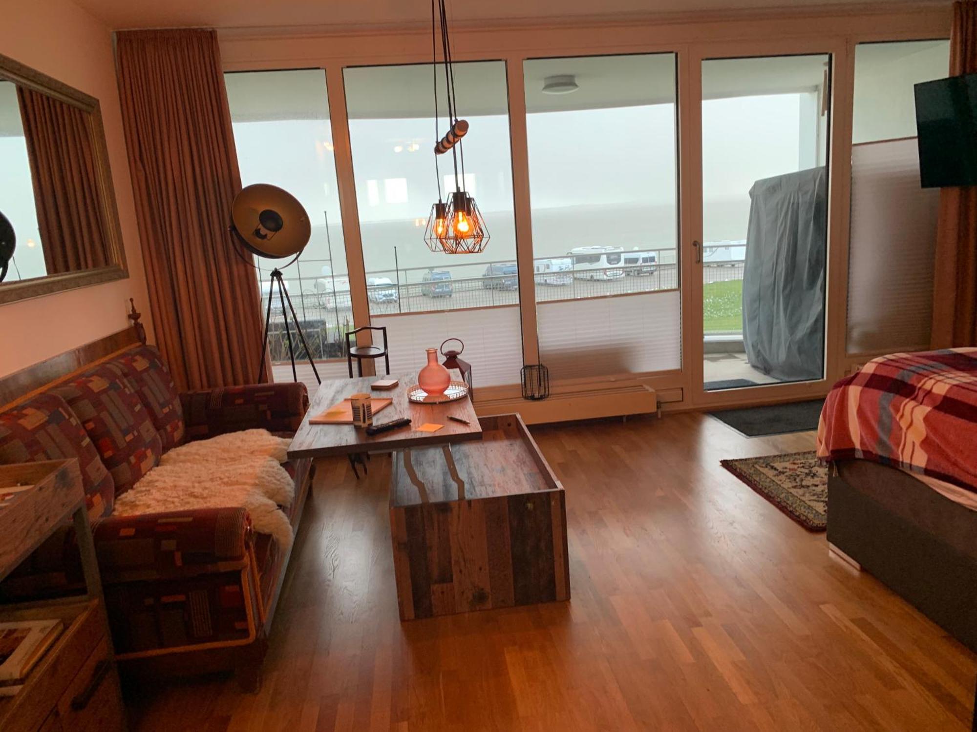 Apartment Romantik Am - Mit Loggia - Direktzugang Zum Wilhelmshaven